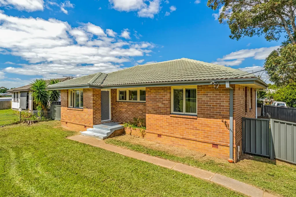 19 Wentworth Avenue, Singleton, NSW 2330