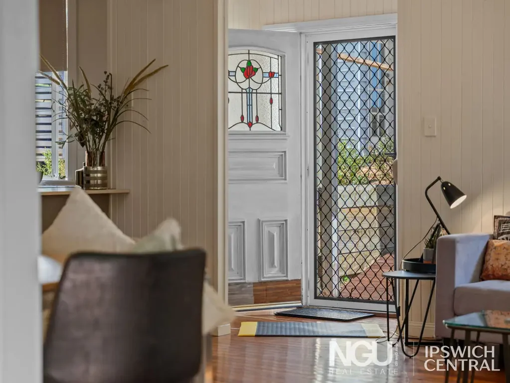 2/74 Braeside Road, Bundamba, QLD 4304
