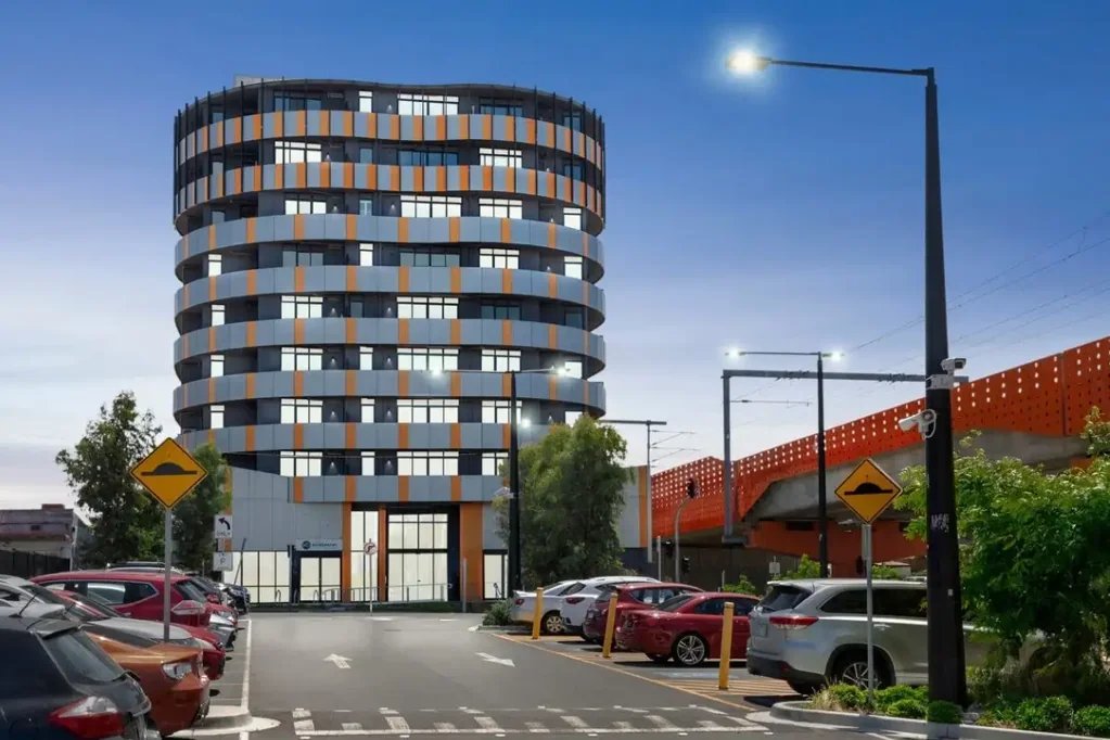 Coburg 2Phòng ngủ Sophisticated Living with Sweeping Views!