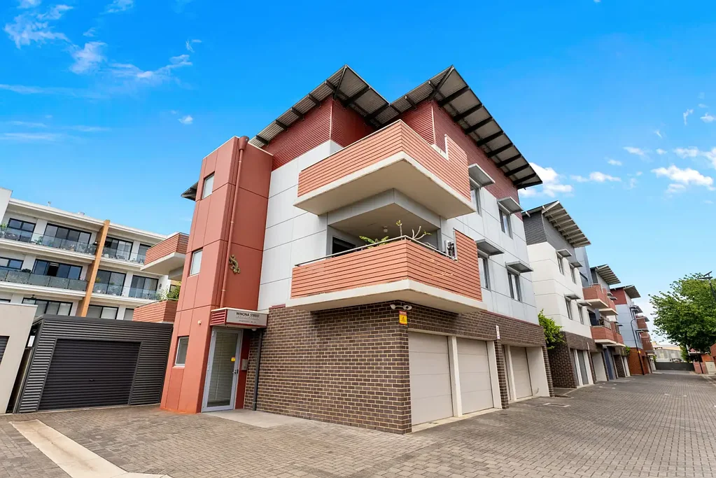 Findon 2침실 Your Stylish & Stress-Free Entry Into Adelaide's Thriving West