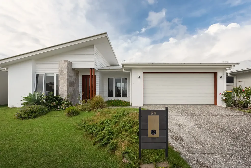 Pimpama 4Phòng ngủ Immaculate Investment, Ideal Family Home! FIRST OPEN HOME SATURDAY THE 13th 10:00 - 10:30am