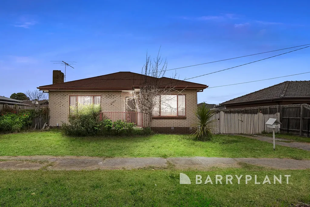St Albans 3 Slaapkamer Endless Potential on an Exceptional 809m² (Approx.) Allotment