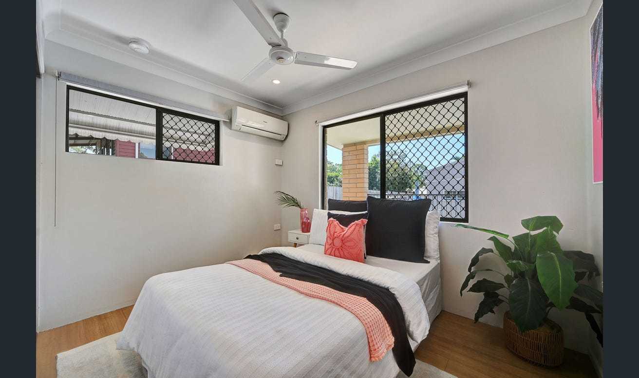 9 BALSAM ST, BUSHLAND BEACH QLD 4818, 0 कमरे, 0 बाथरूम, House