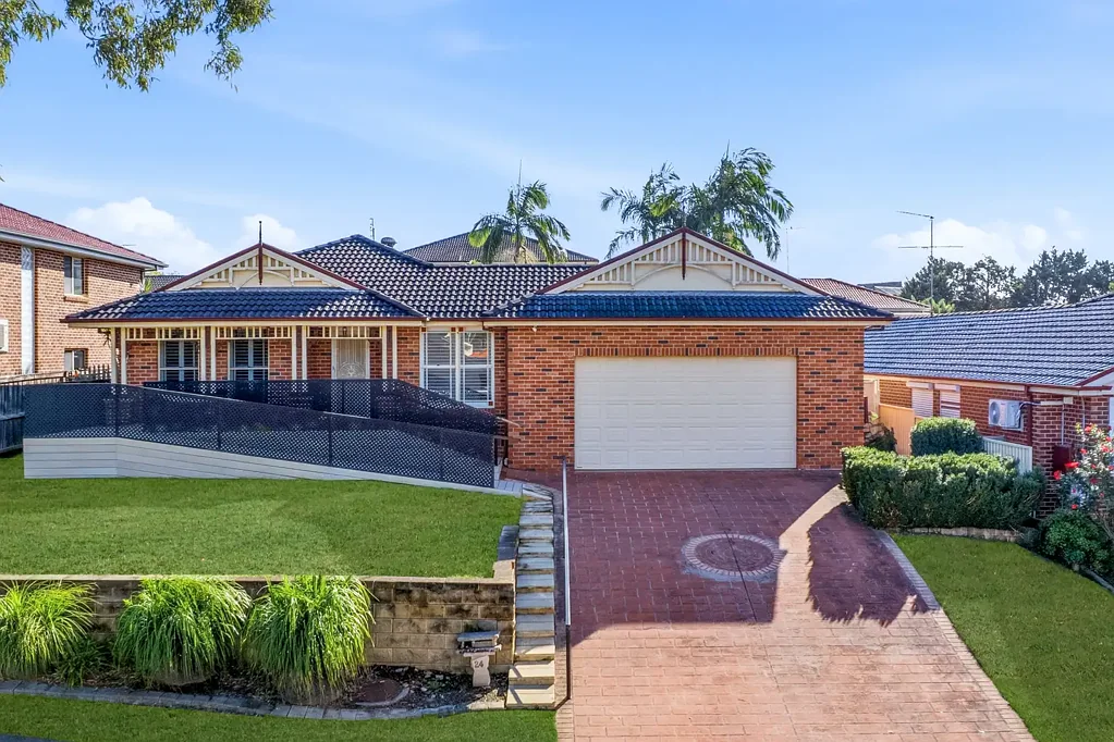 Mount Annan 6Kwarto A Grand Six-Bedroom Retreat Designed for Modern Family Living