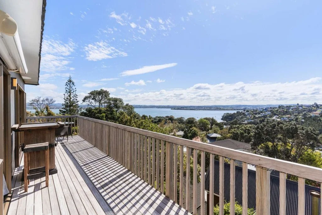 53 Island Bay Road, Beach Haven, North Shore City, Auckland