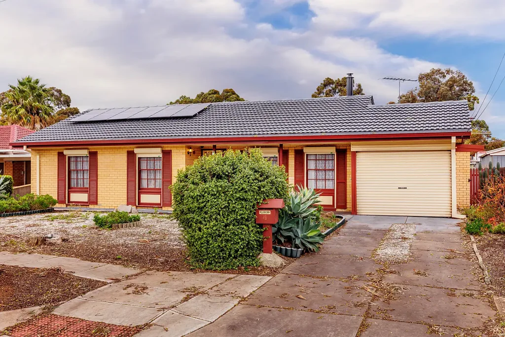 Salisbury North 4部屋 Spacious Family Living on a Generous Allotment with Exciting Future Potential