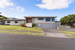 32 Ridge Road, Waiake