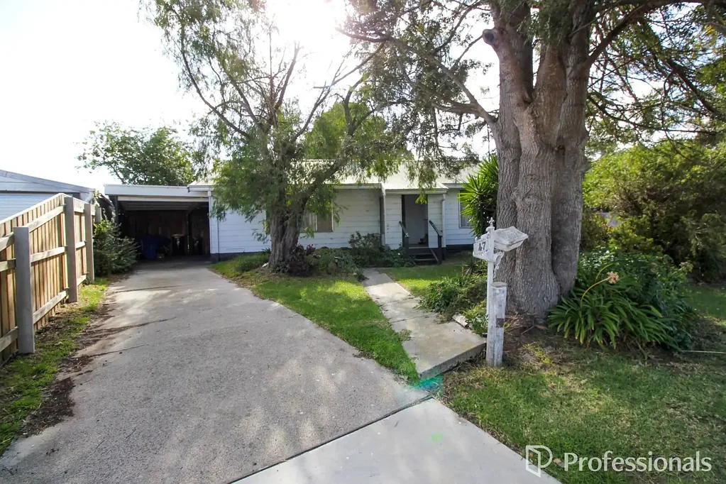 Yarram 2房  LOOKING TO BUY A SOLID HOME AT A BELOW MARKET PRICE?

CHECK THIS OUT NOW!