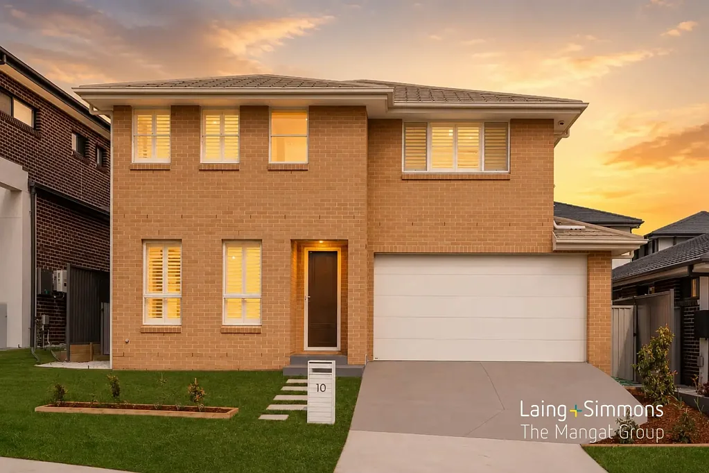 Box Hill 5Phòng ngủ Custom Designed Brand New Eden Brae Home With 335m² Big Internal Space
