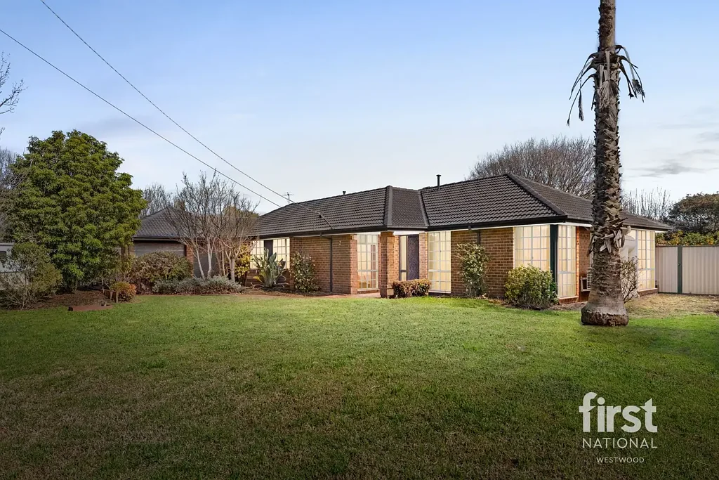 Werribee 4 Bedroom Quarter-Acre Opportunity