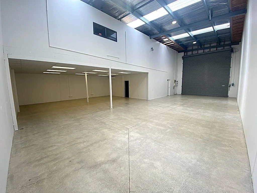 Penrose A-GRADE PENROSE INDUSTRIAL UNIT
