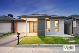 3 Ironstone Street, Cranbourne East