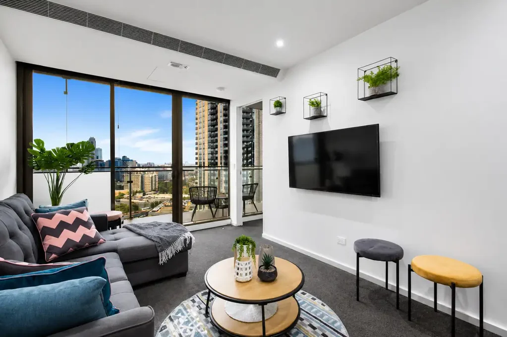 'Epic Apartments' - Fully Furnished. Stay from 1 month. Includes all utilities.