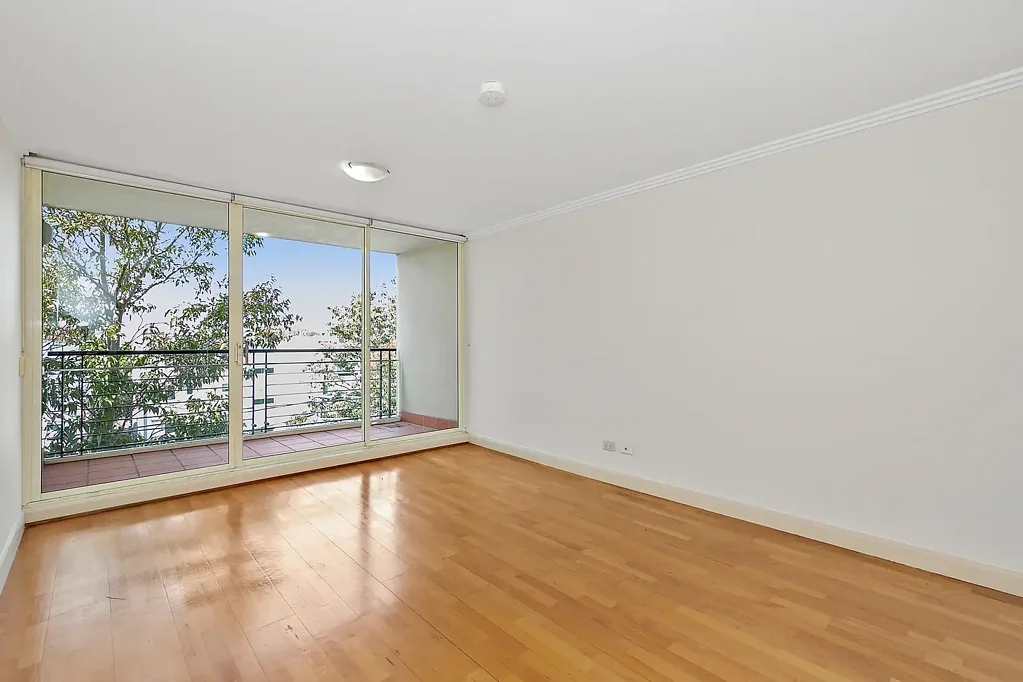 Sunny Studio in Harbour Vista