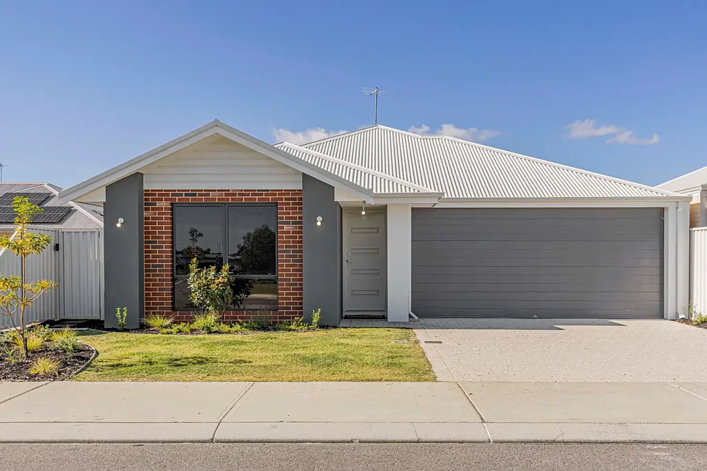 4 Platform Loop, Brabham, WA 6055