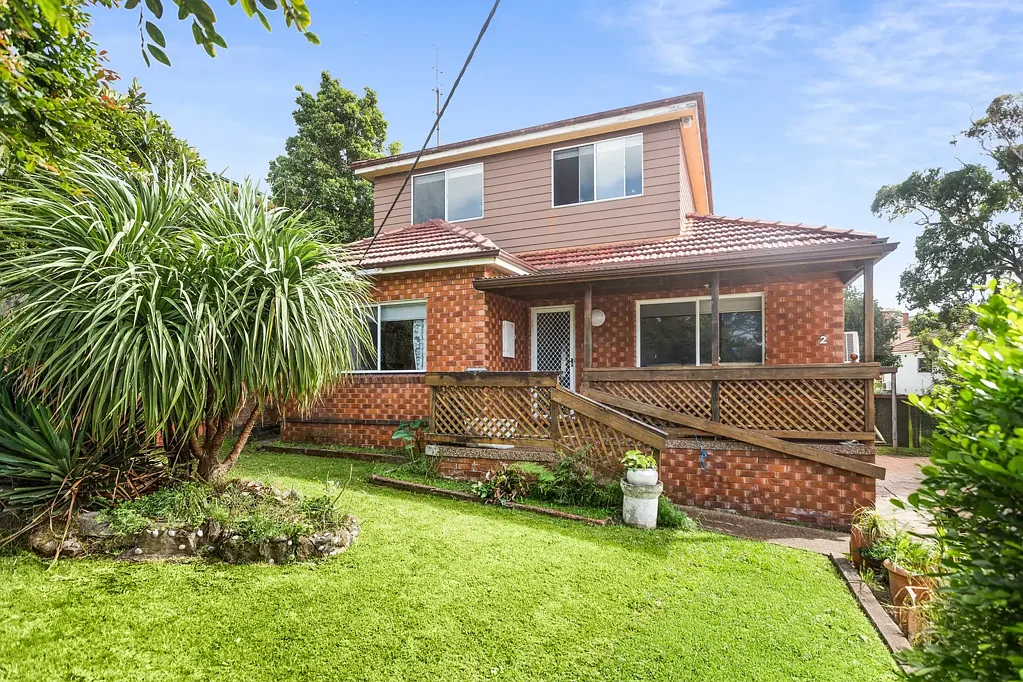 Warrawong 4 Bedroom Flexible Family Living in Fantastic Warrawong