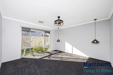 132 Vincent Road, Sinagra, WA 6065, 4 slaapkamers, 2 badkamers, House