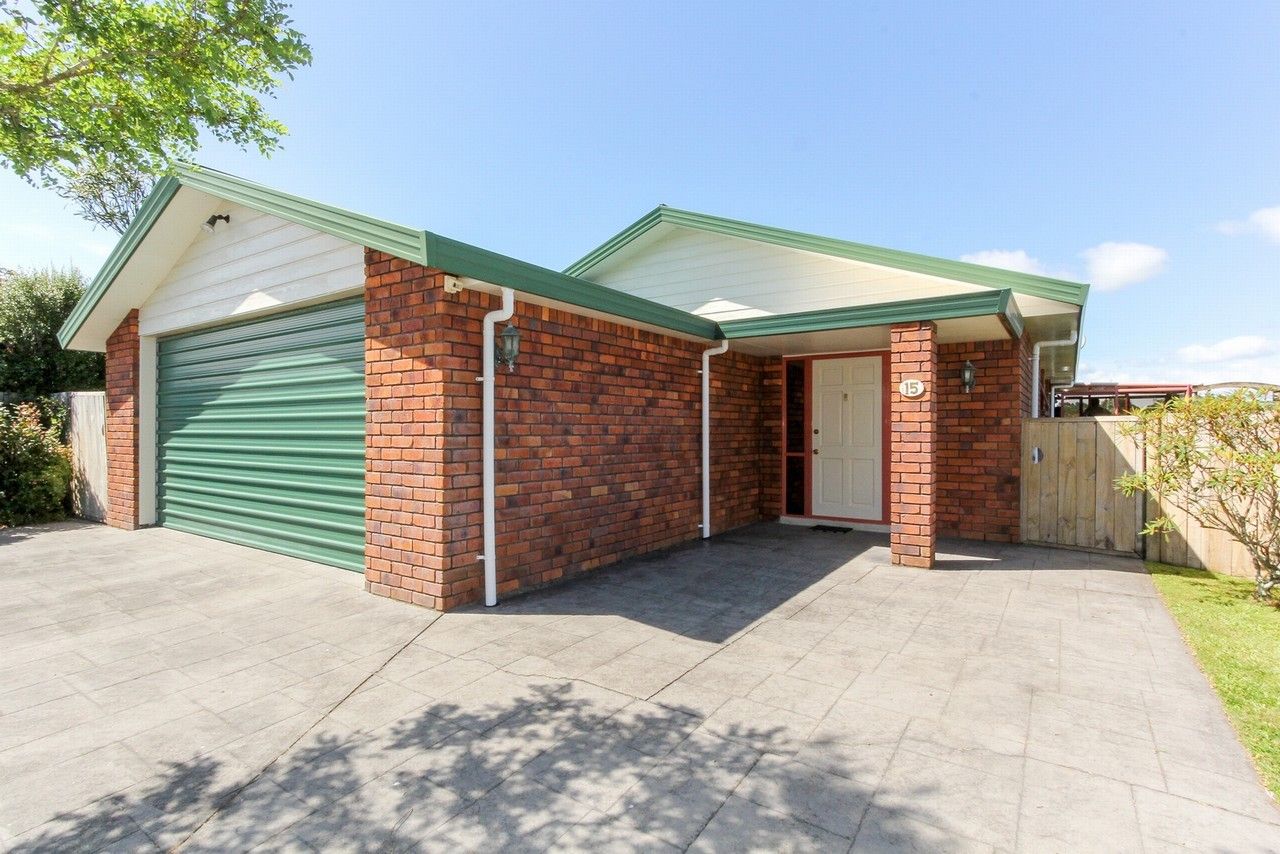 15 Ballantrae Place, Highlands Park, New Plymouth, 3 habitaciones, 3 baños