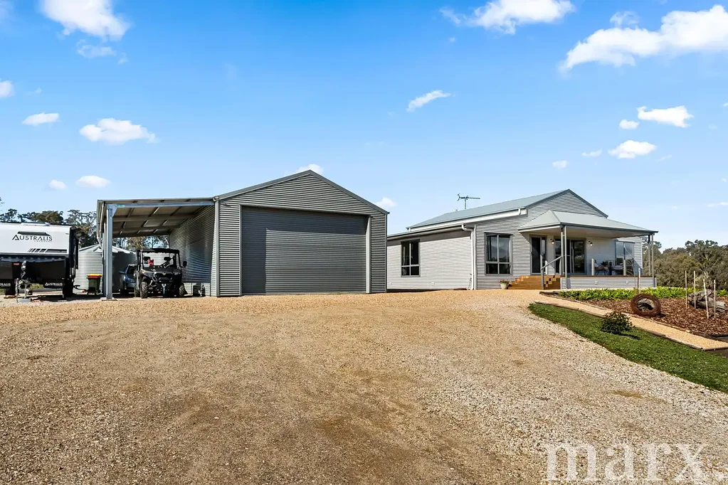 Flaxman Valley 4 Slaapkamer PRICE RELEASE | Near-New Off-Grid Rural Lifestyle Property with stunning views