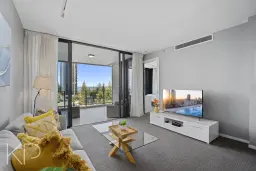 703/14 George Avenue, Broadbeach