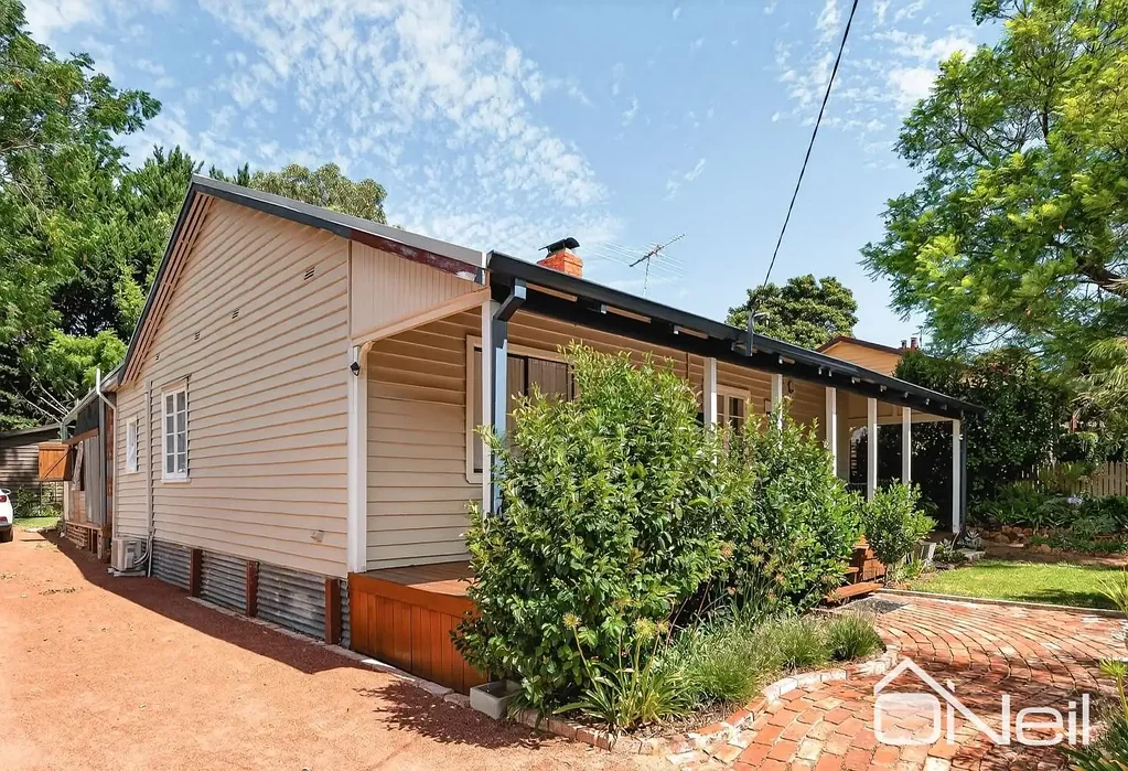 Jarrahdale 3房  CHARM - CHARACTER - ELEGANCE