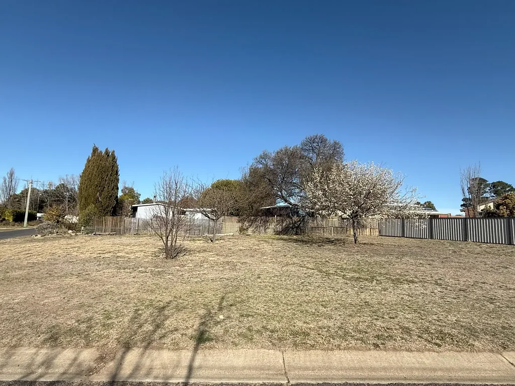 14 Nambucca Street, Cooma, NSW 2630