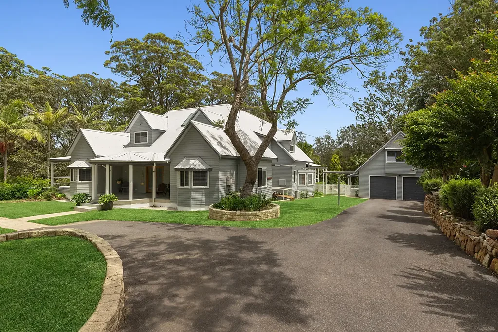 215 Wells Street, Springfield, NSW 2250