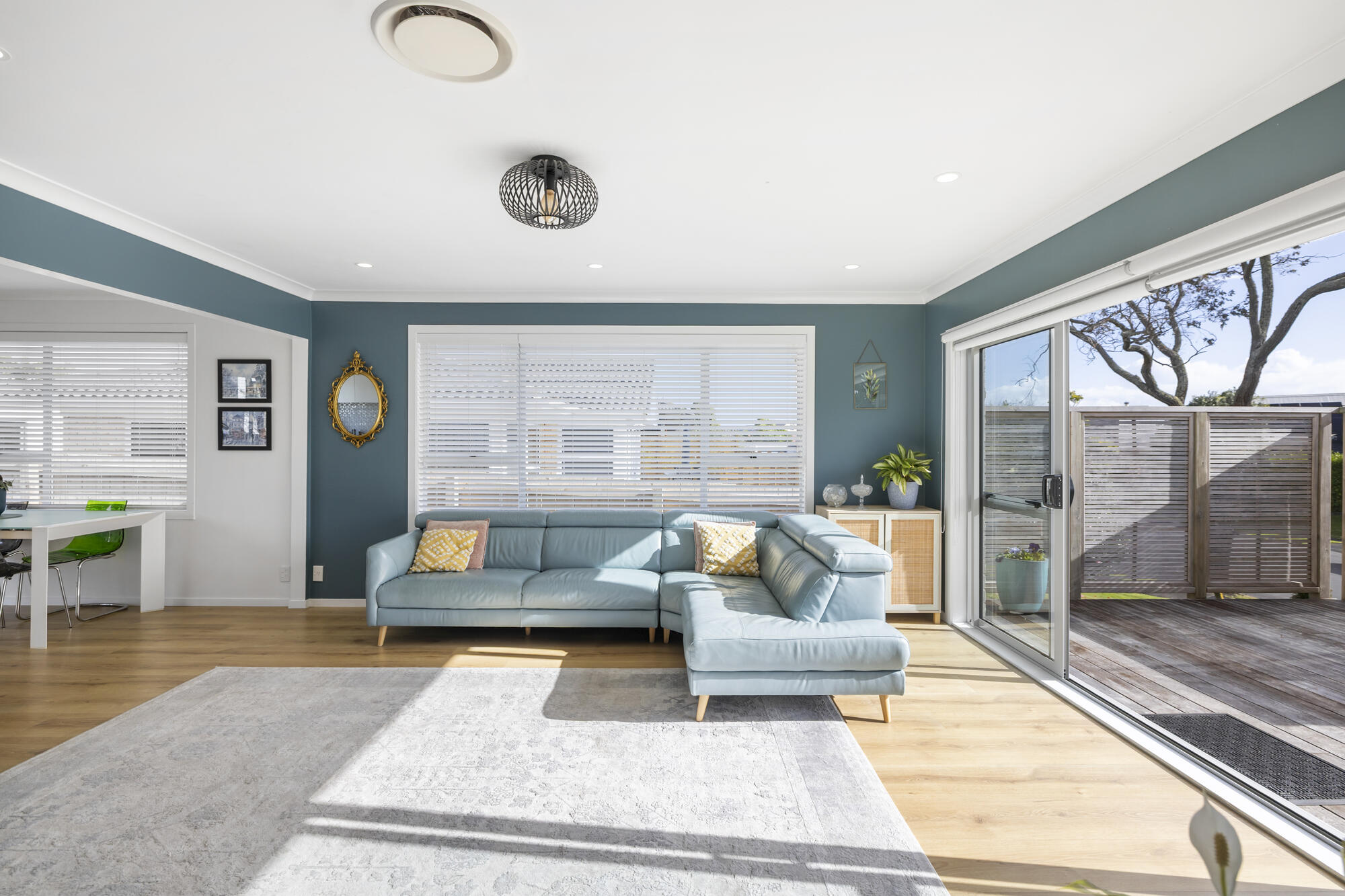 4 Binda Place, Botany Downs, photo 3