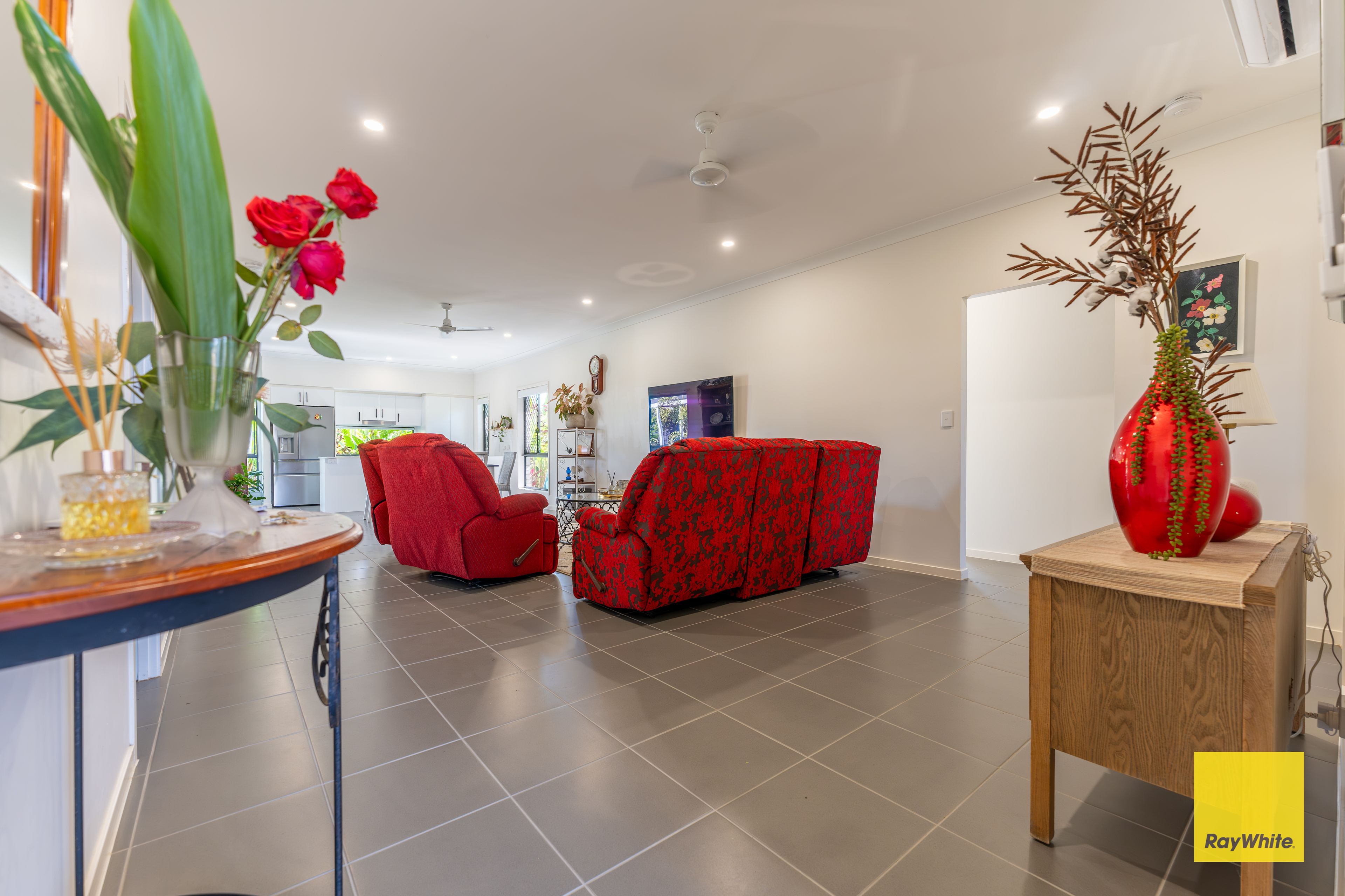 7 PEGGY DR, CORAL COVE QLD 4670, 0 Bedrooms, 0 Bathrooms, House