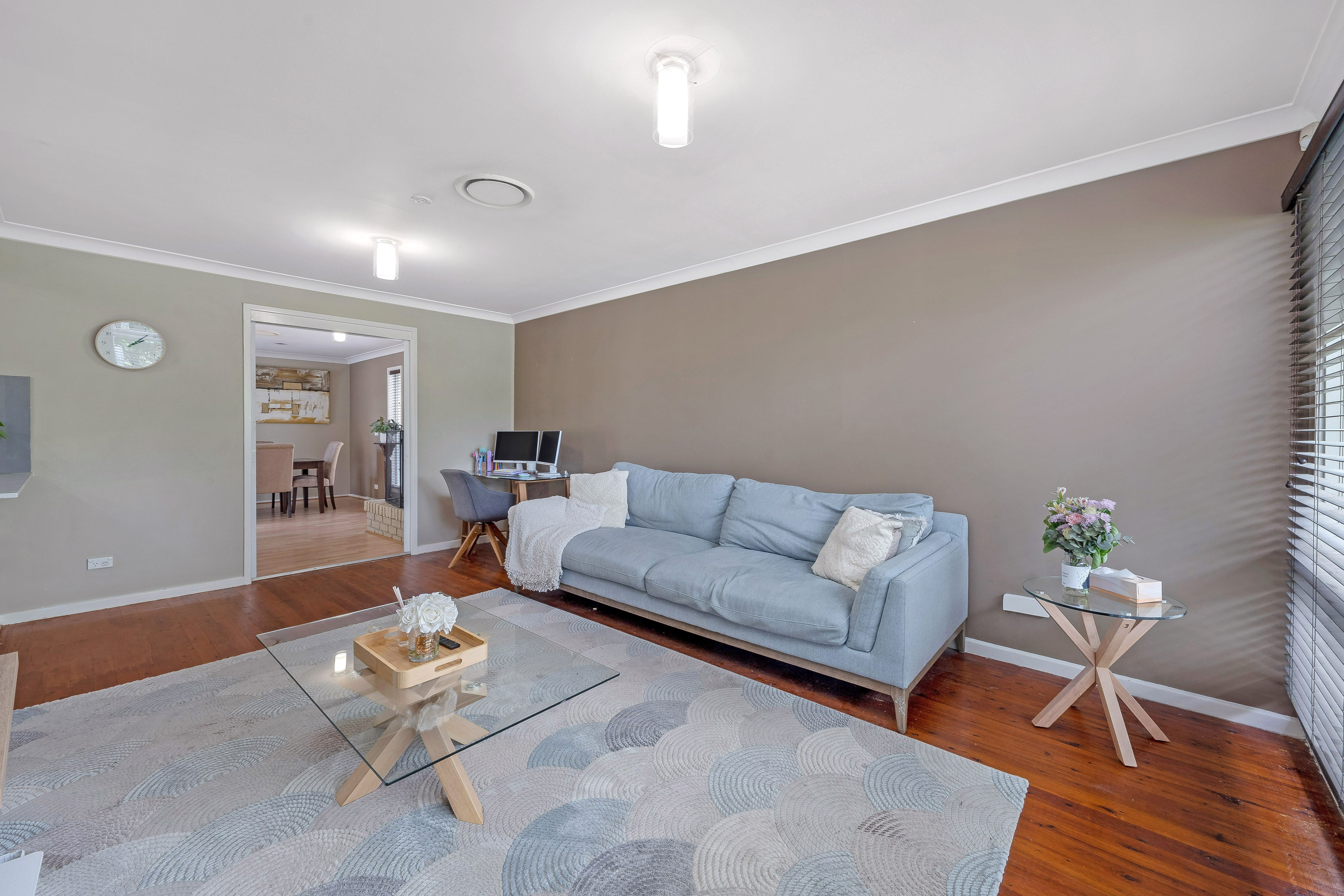 21 AMAROO AV, GEORGES HALL NSW 2198, 0部屋, 0バスルーム, House