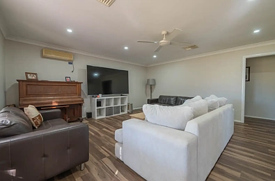 3 Windsor Street, Forbes, NSW 2871, 4 slaapkamers, 2 badkamers, House