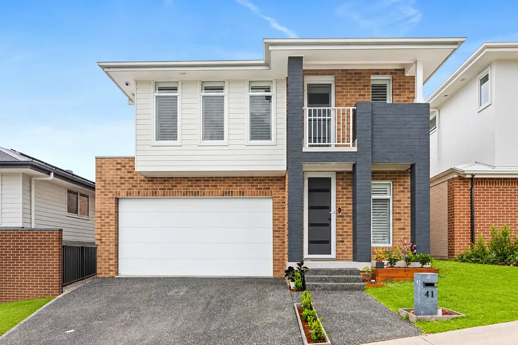 Calderwood 4कमरा Like New Family Home