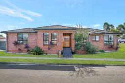 5 TRAVIS ST, Middleton Grange