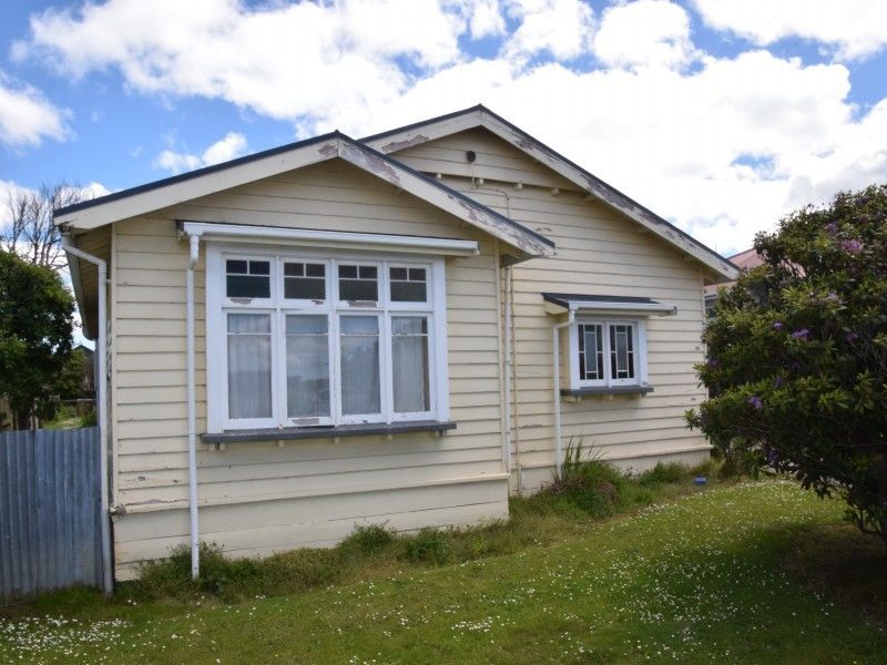 316 Tay Street, Turnbull Thomson Park, Invercargill, 4 कमरे, 1 बाथरूम