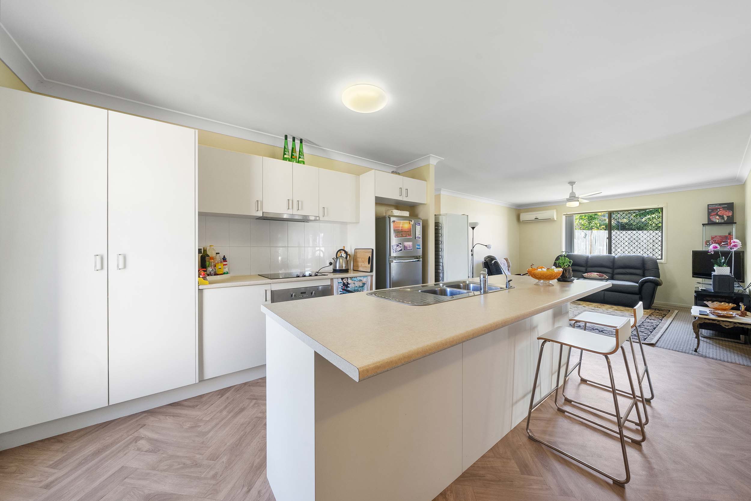 26 WEYMOUTH ST, BUNDAMBA QLD 4304, 0 habitaciones, 0 baños, House