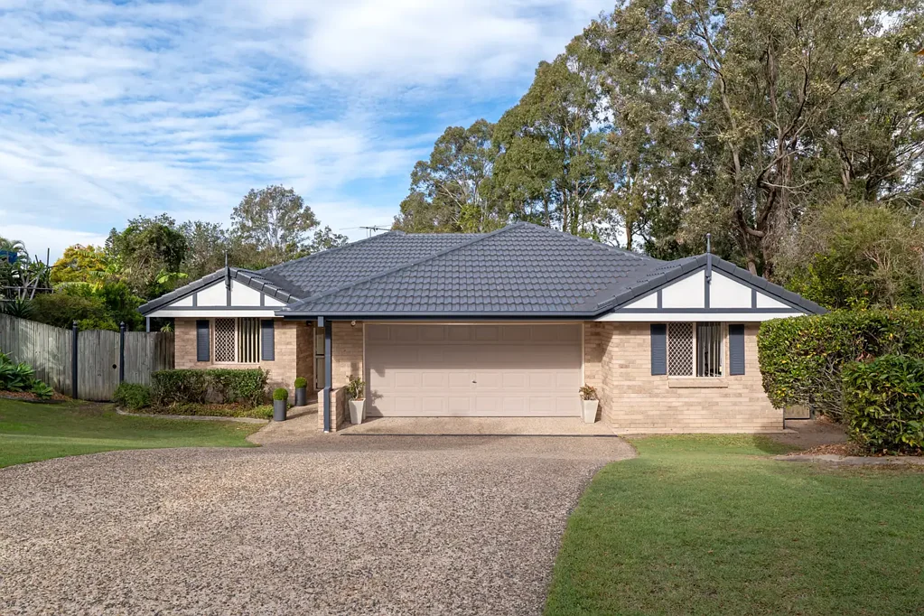 Upper Kedron 4ਬੈੱਡਰੂਮ Spacious Single-Level Living with a Leafy Outlook
