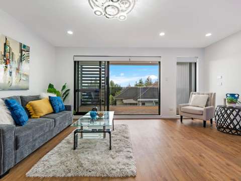 Mount Roskill 3 Bedroom Brand New! Extraordinary location and price.