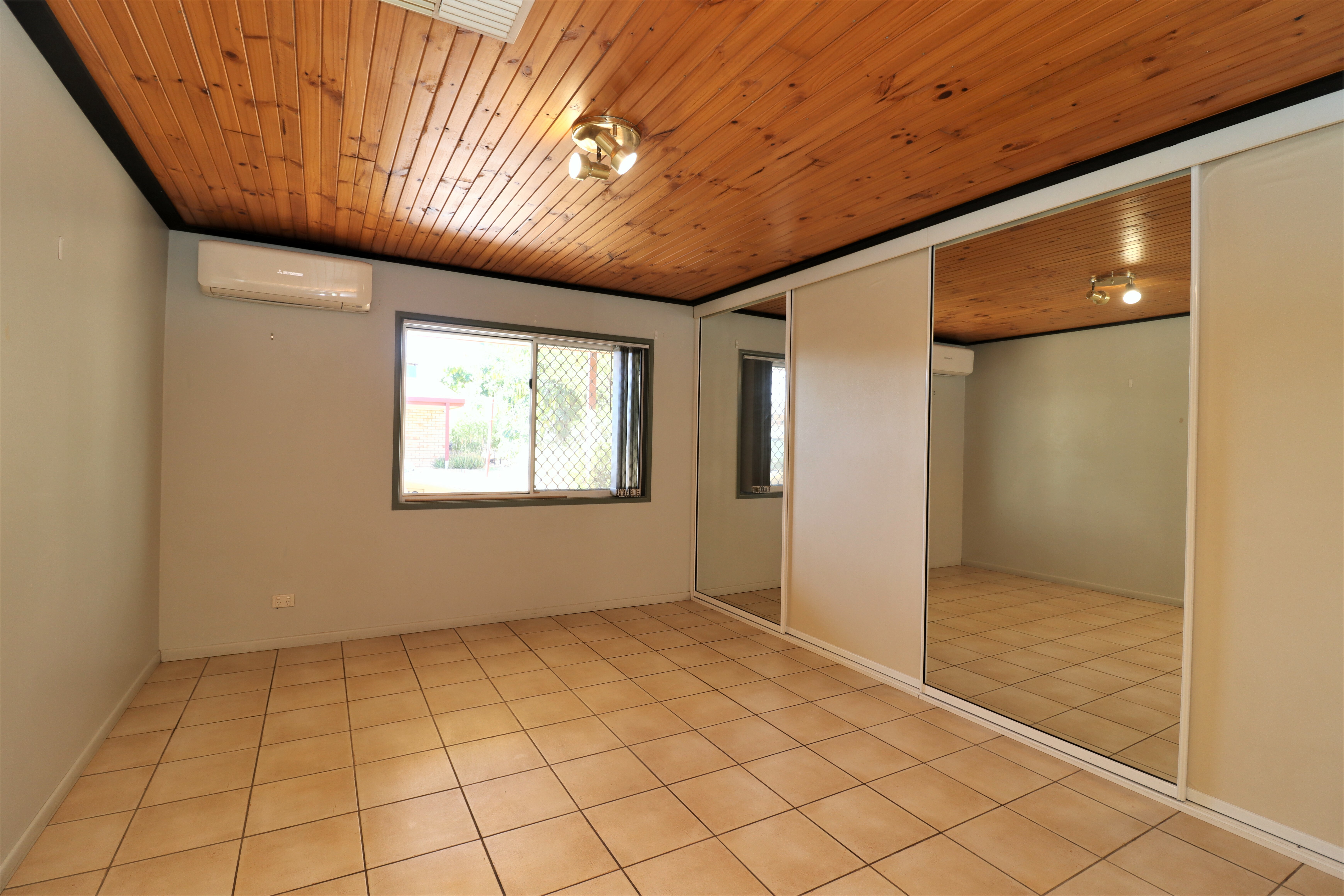 UNIT 3 18 GRAY ST, THE GAP QLD 4825, 0 Schlafzimmer, 0 Badezimmer, Unit