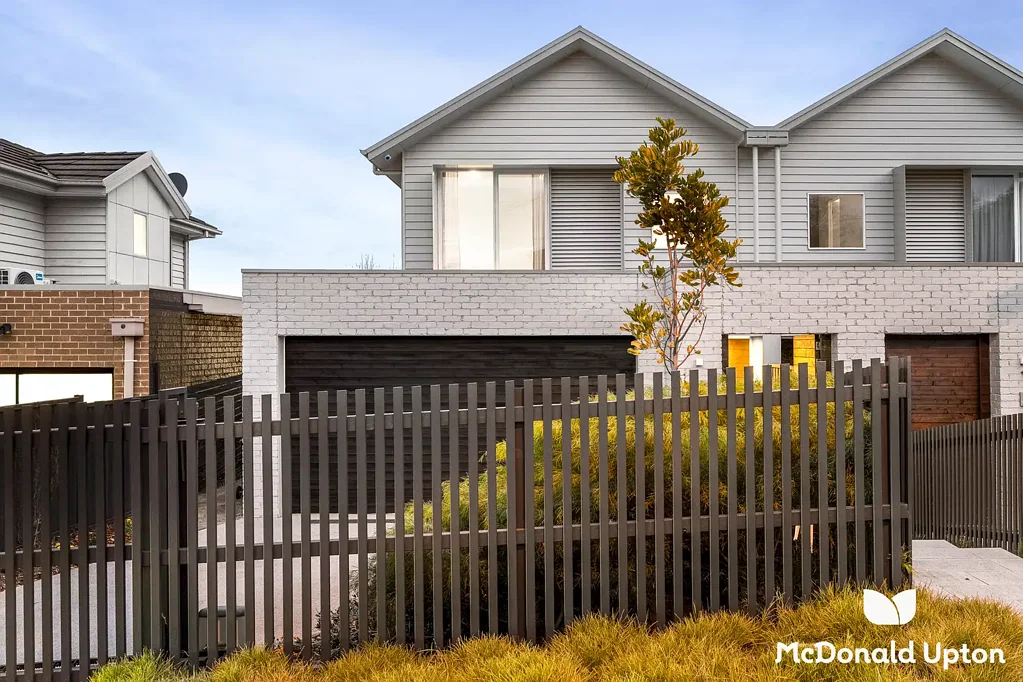 21 Rosehill Road, Essendon West, VIC 3040
