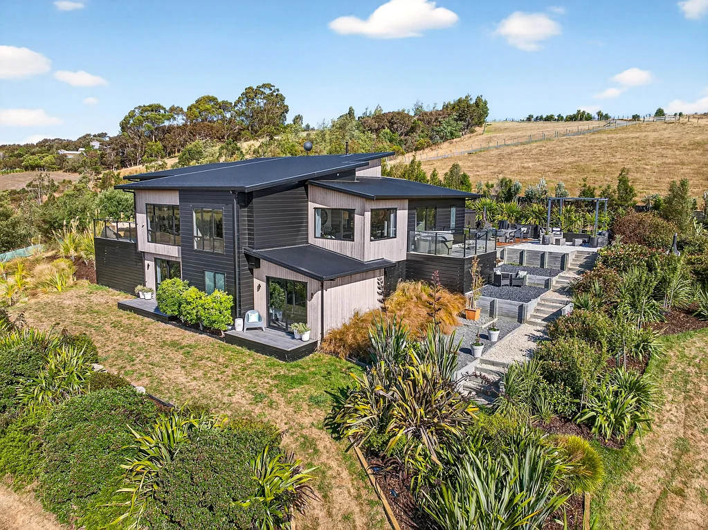 Carterton 4 Slaapkamer Unbeatable Views – A Lifestyle Like No Other