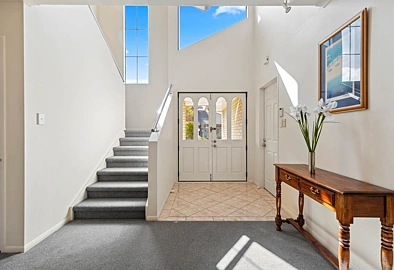 Spacious 4 Bedroom Home in Albany