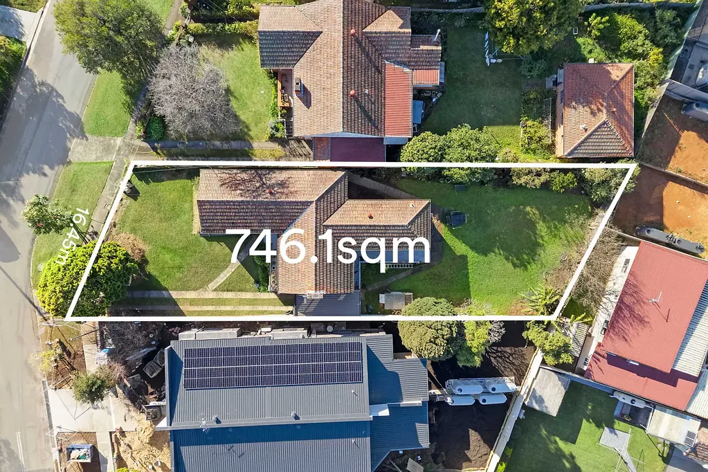 West Ryde 3Moenga Charming home with duplex potential