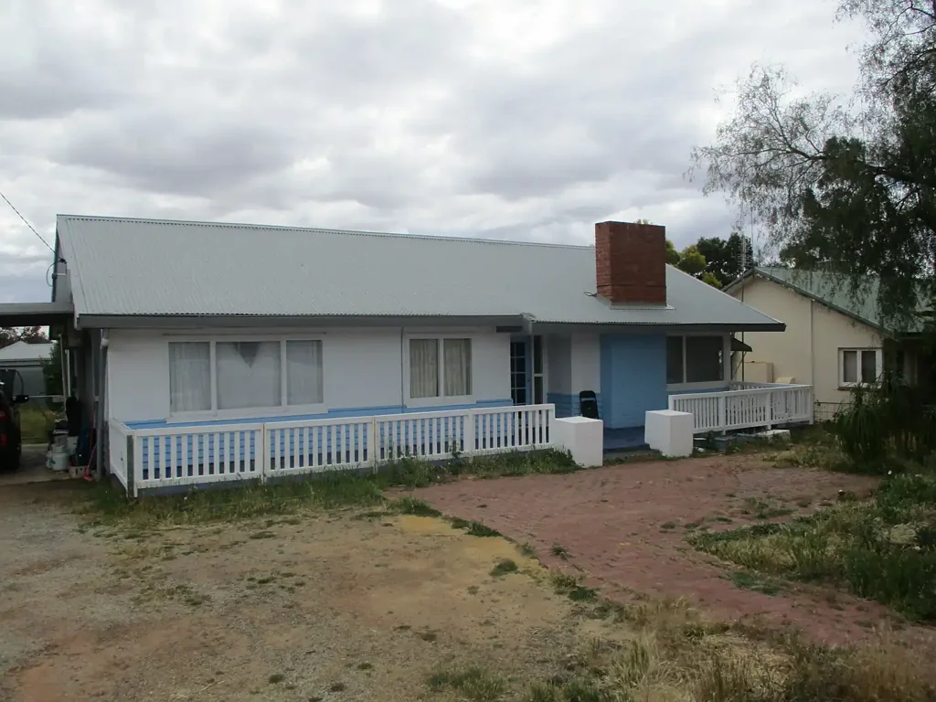 29 Mitchell St, Cunderdin, WA 6407