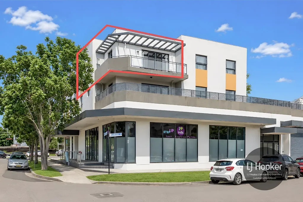 Toongabbie 3房 Toongabbie站正对面 宽敞二层公寓 东北向阳台 3卧带套间 2个地下车位 安全维护好楼 Spacious Apartment Opposite Station | North-East Facing | Strong Investment Opportunity