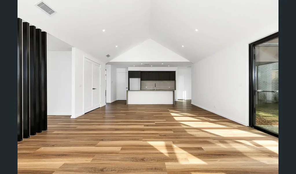 Strathnairn 4房  Premium living with park at your door - Rebates Available Limited Time Only!