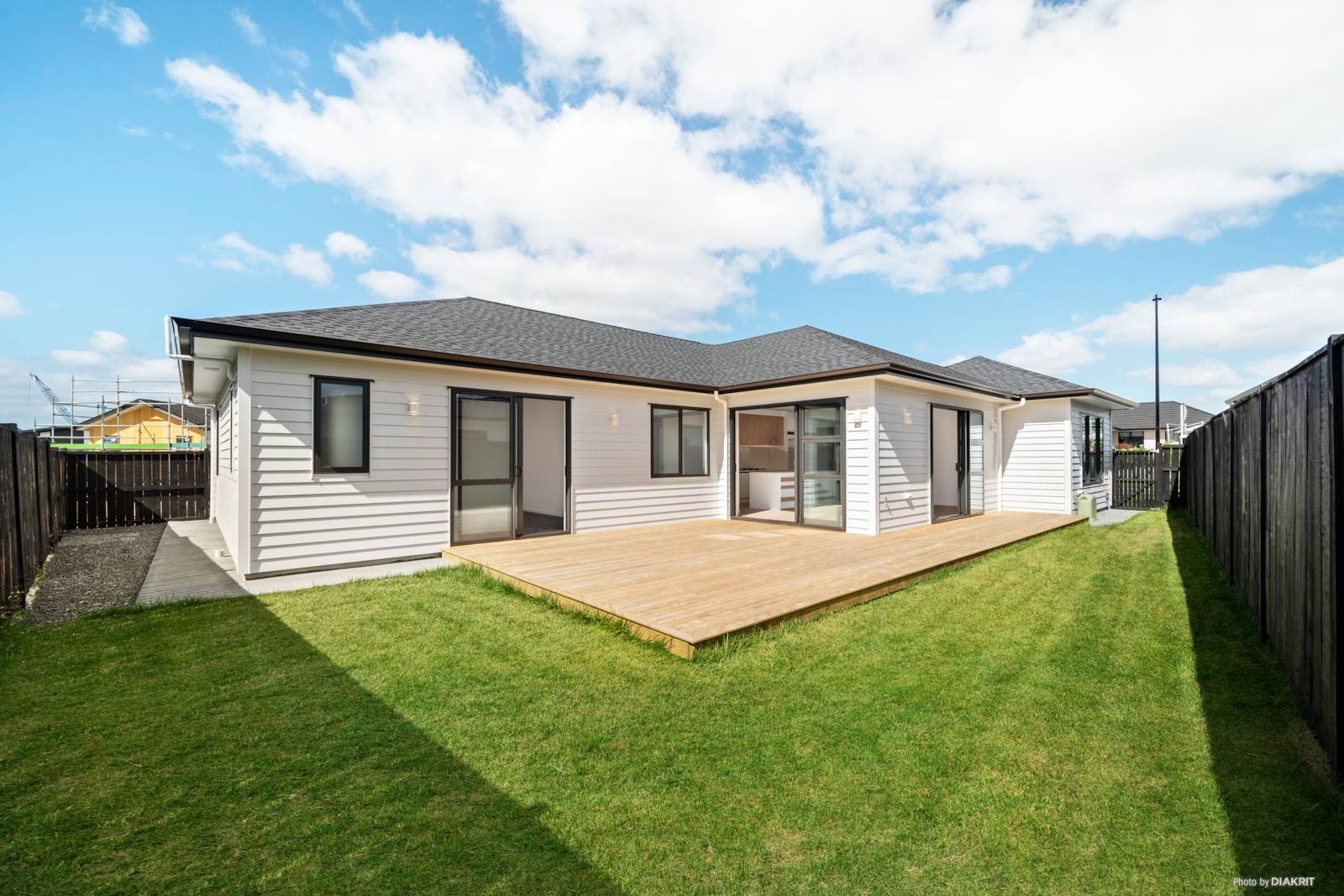 15 Matahae Crescent, Wainui, Auckland - Rodney, 4 कमरे, 0 बाथरूम, House