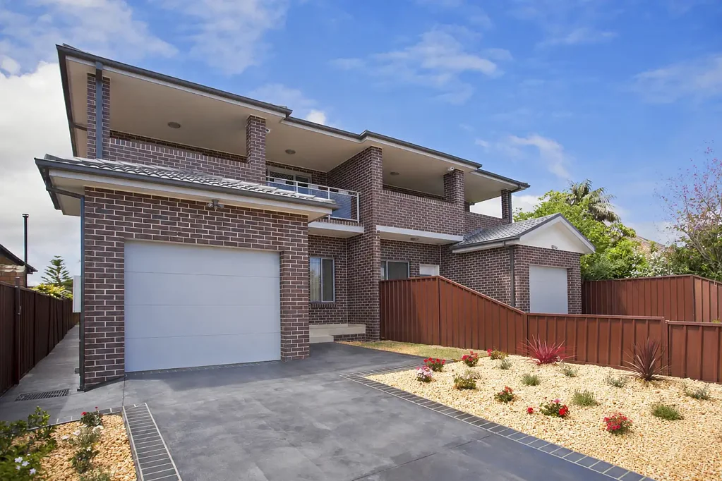 Masterclass - Full Brick 5 Bedroom Home