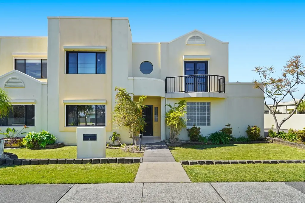 2/94 Dudley Road, Charlestown, NSW 2290