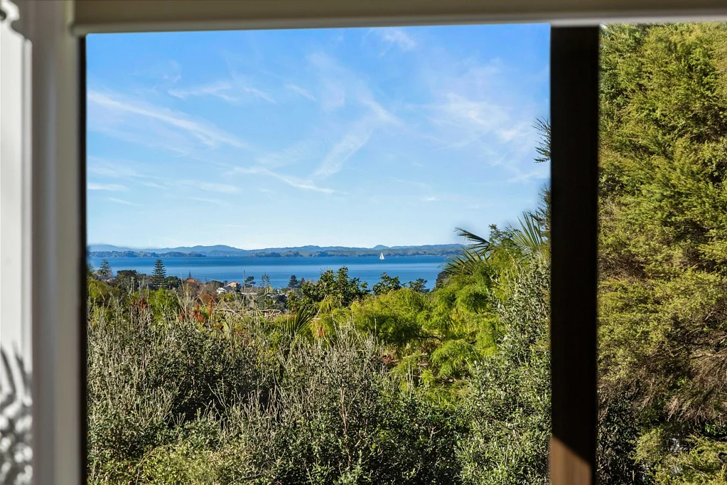 Northcross 3部屋 Freehold Section with Treetop Sea Views