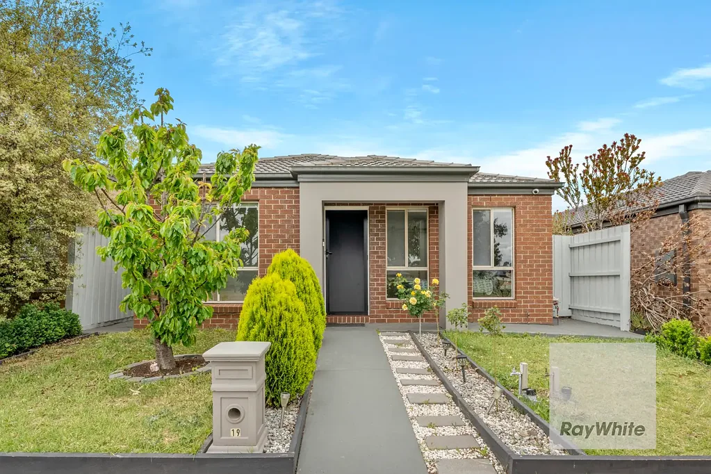 19 Koukoura Drive, Epping, VIC 3076